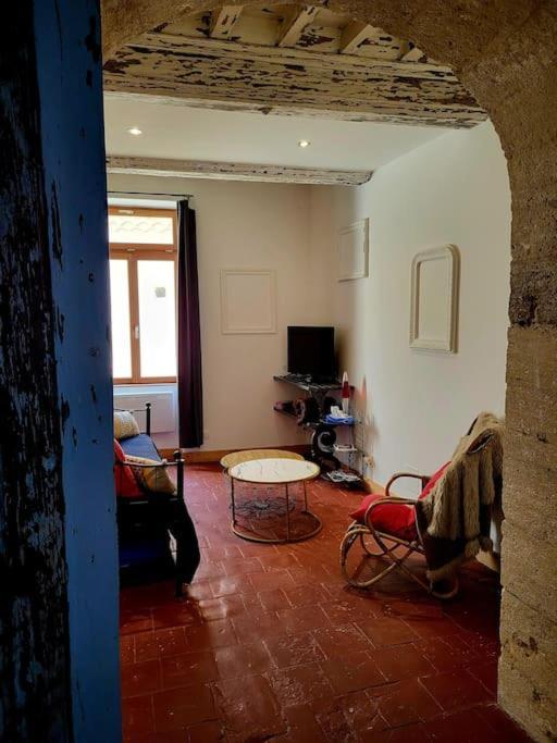 T2 Duplex "Chez Evelyne" Lägenhet Remoulins Exteriör bild