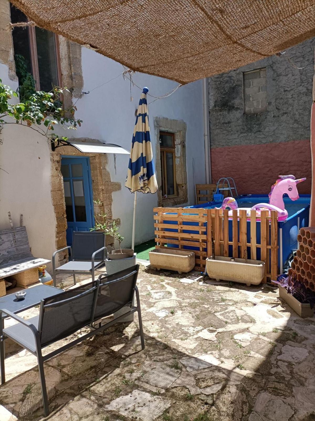 T2 Duplex "Chez Evelyne" Lägenhet Remoulins Exteriör bild